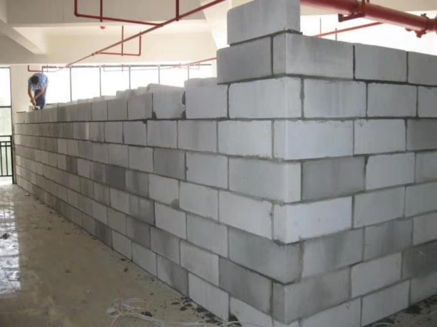 遵化蒸压加气混凝土砌块承重墙静力和抗震性能的研究